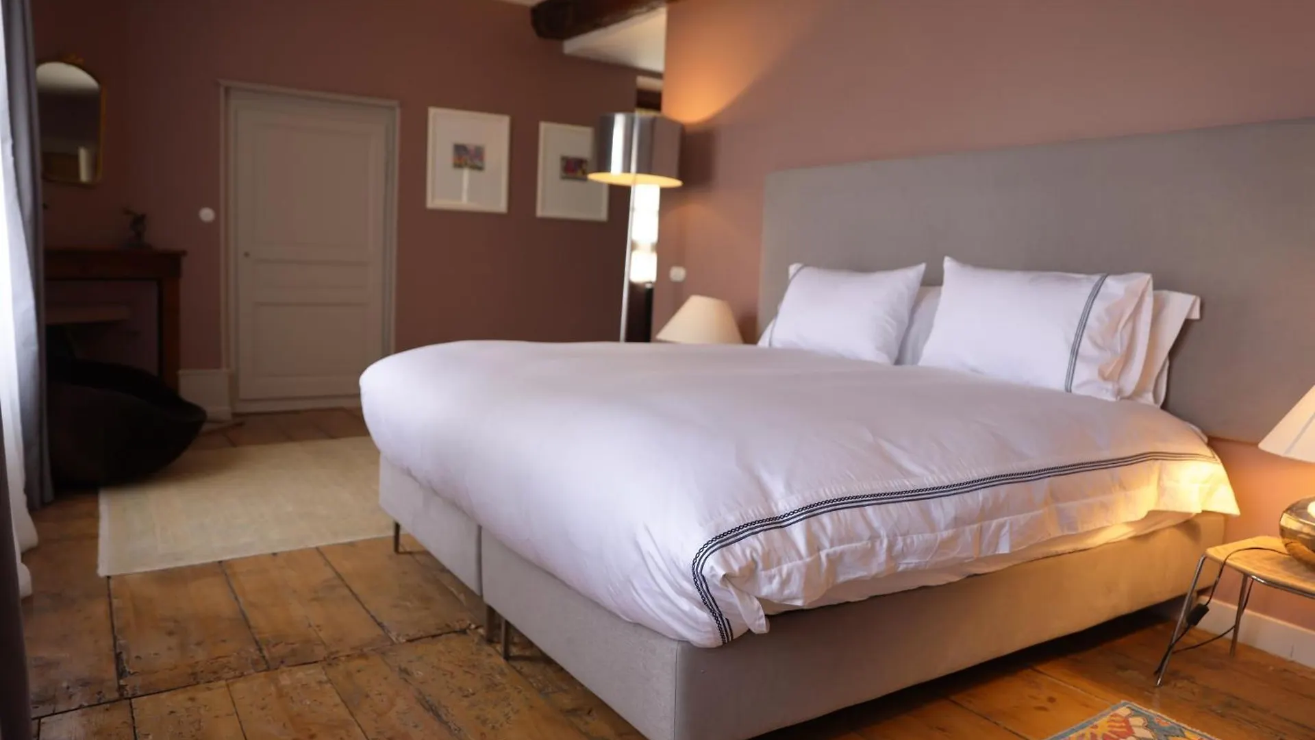 Bed and Breakfast Sessius1622 à Cessy France