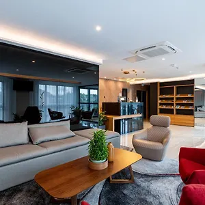 3* Hotel Woods Geneve-thoiry